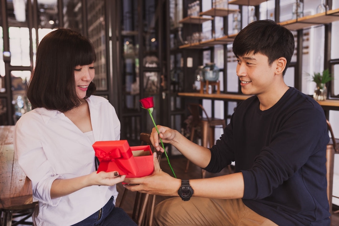 Love-Struck Styles: Your Ultimate Valentine's Day Outfit Guide!